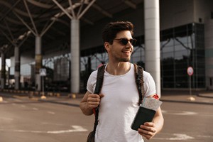 خرید پرواز خارجی دیگه پیچیده نیست! (خرید با کمک تیم مشاوره خبره)