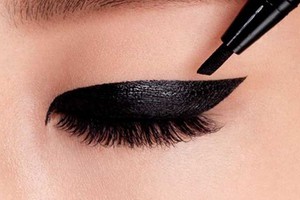 ۶ ترفند کشیدن خط چشم خوب در کمترین زمان